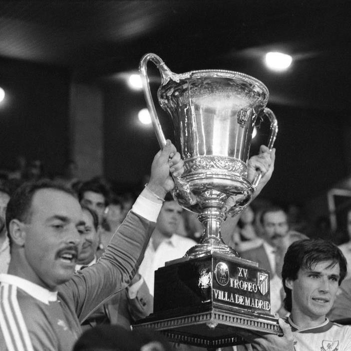 Liverpool says its former captain Alan Hansen is seriously ill in hospital